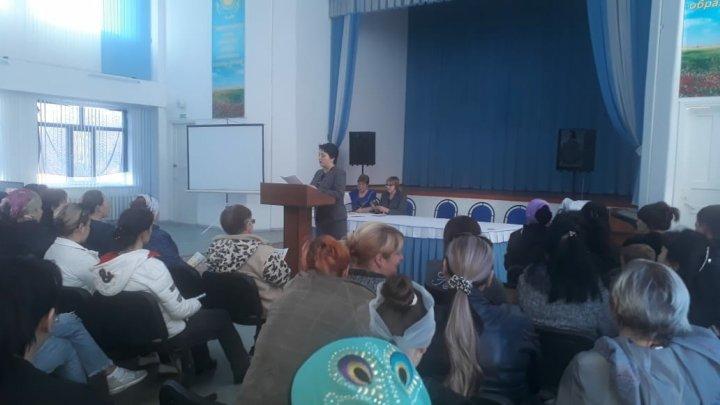 В школе проведены пять Республиканских конференции по вопросам воспитание в семье "Стань примером своему ребенку"