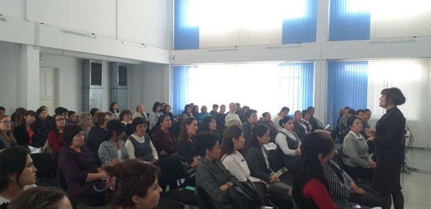 В сш#18 прошло совещание на тему "Значимость критериальной системы оценивания при осуществлении формативного и суммативного оценивания школьников в условиях обновления содержания образования "