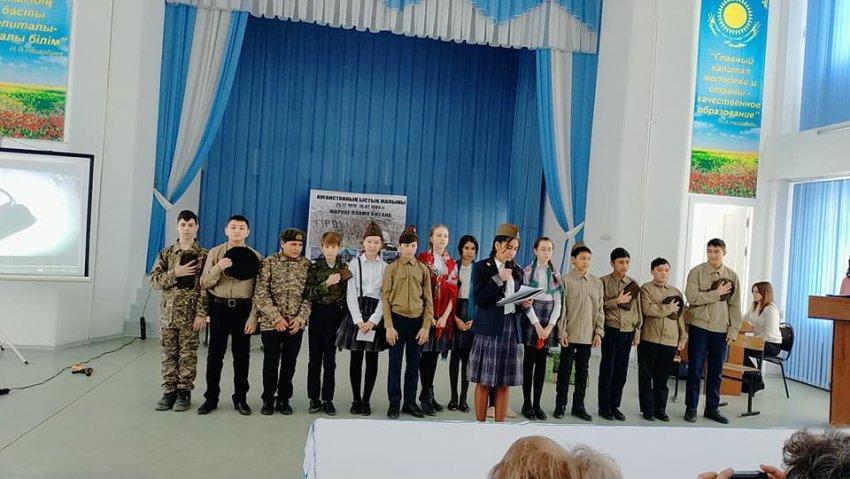 В преддверии дня вывода войск из Афганистана, в средней школе №18 прошел праздничный концерт, посвященный этому дню, на который были приглашены участники войны в Афганистане.